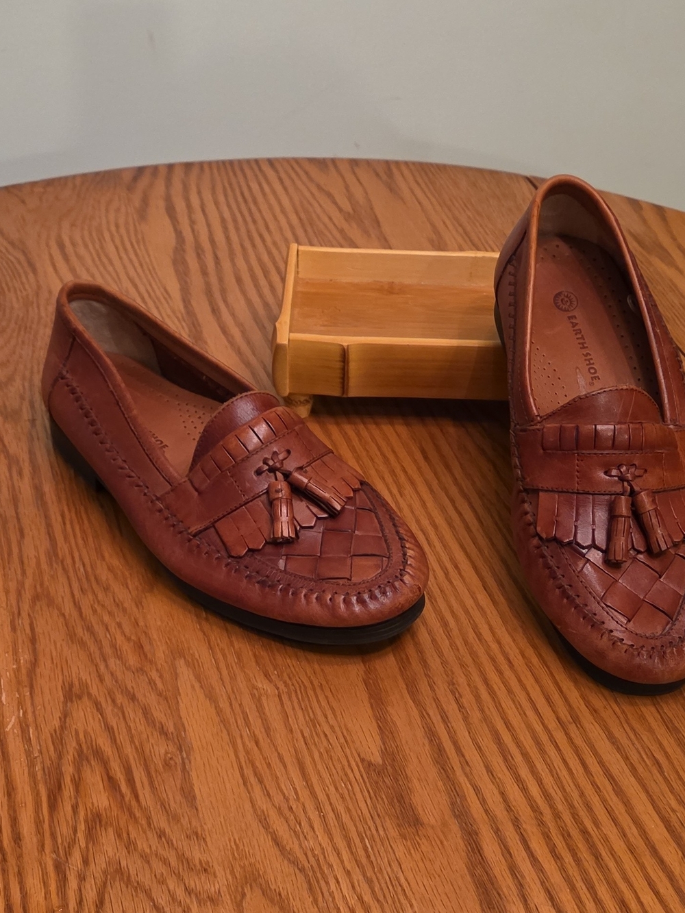 Earth Shoe Men's Brown Leather Slip-On Tassel Dress Loafers Round Toe 9.5